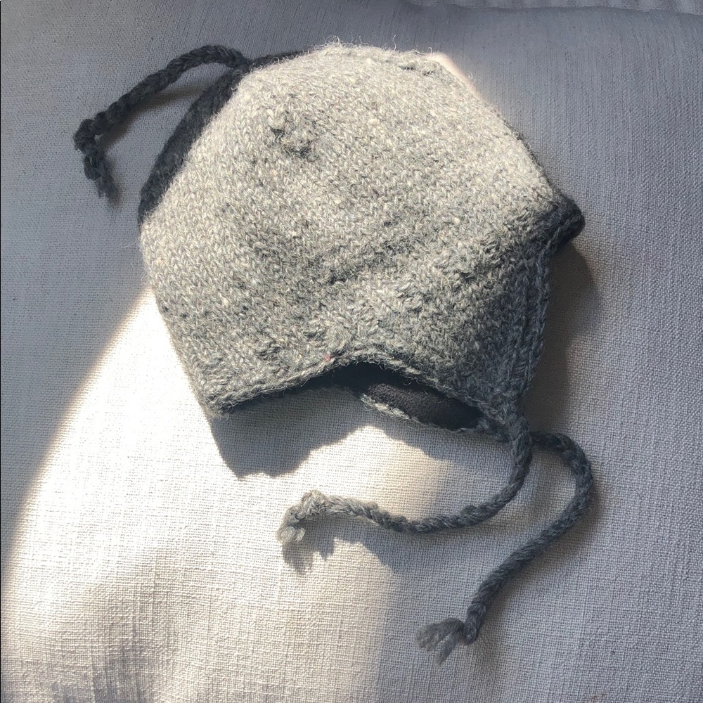 Cozy Kids Gray Knit Earflap Hat with Braided Ties